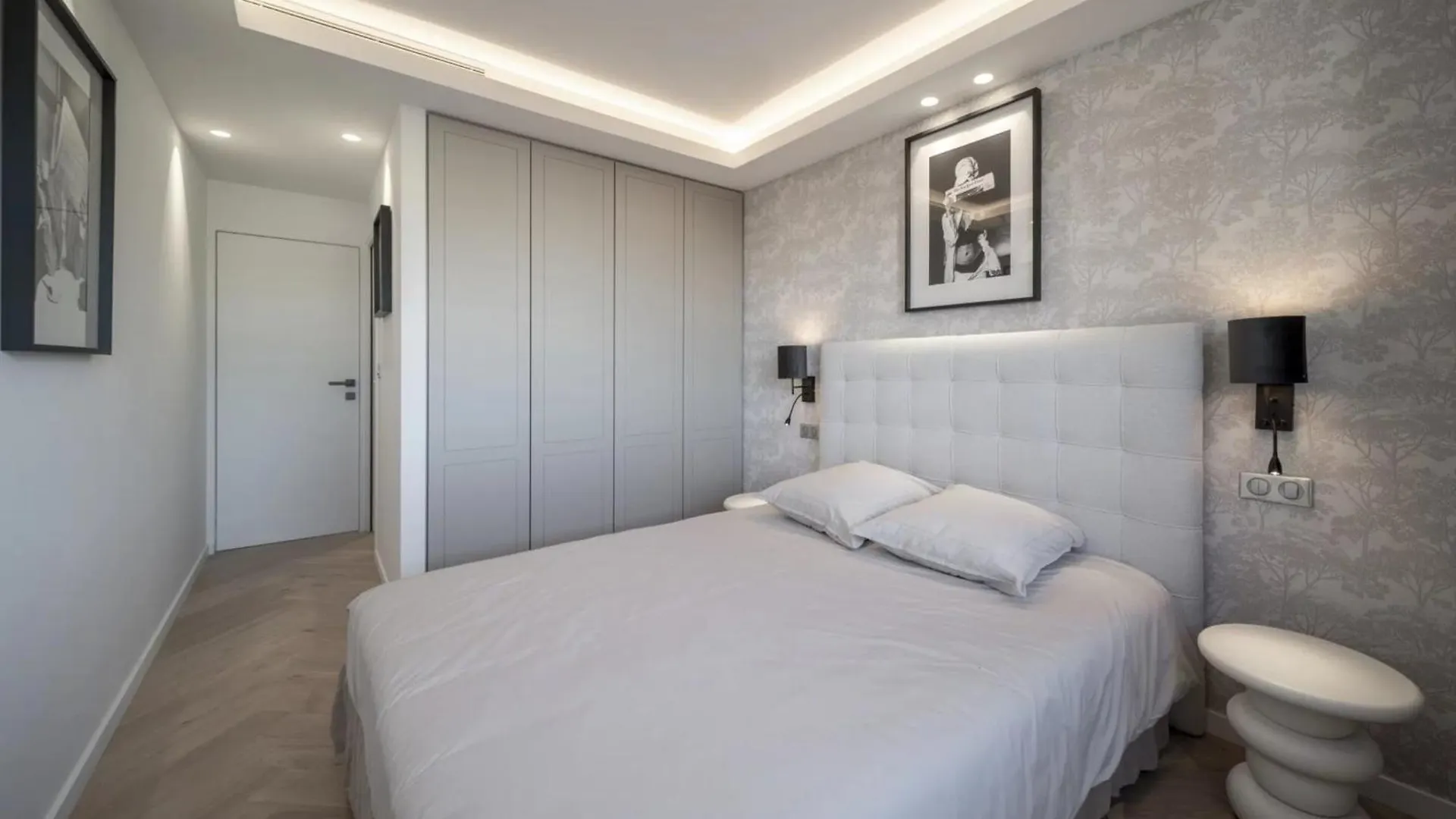 Ref 1987 - Cannes Croisette - Apartment To Rent Sea View
