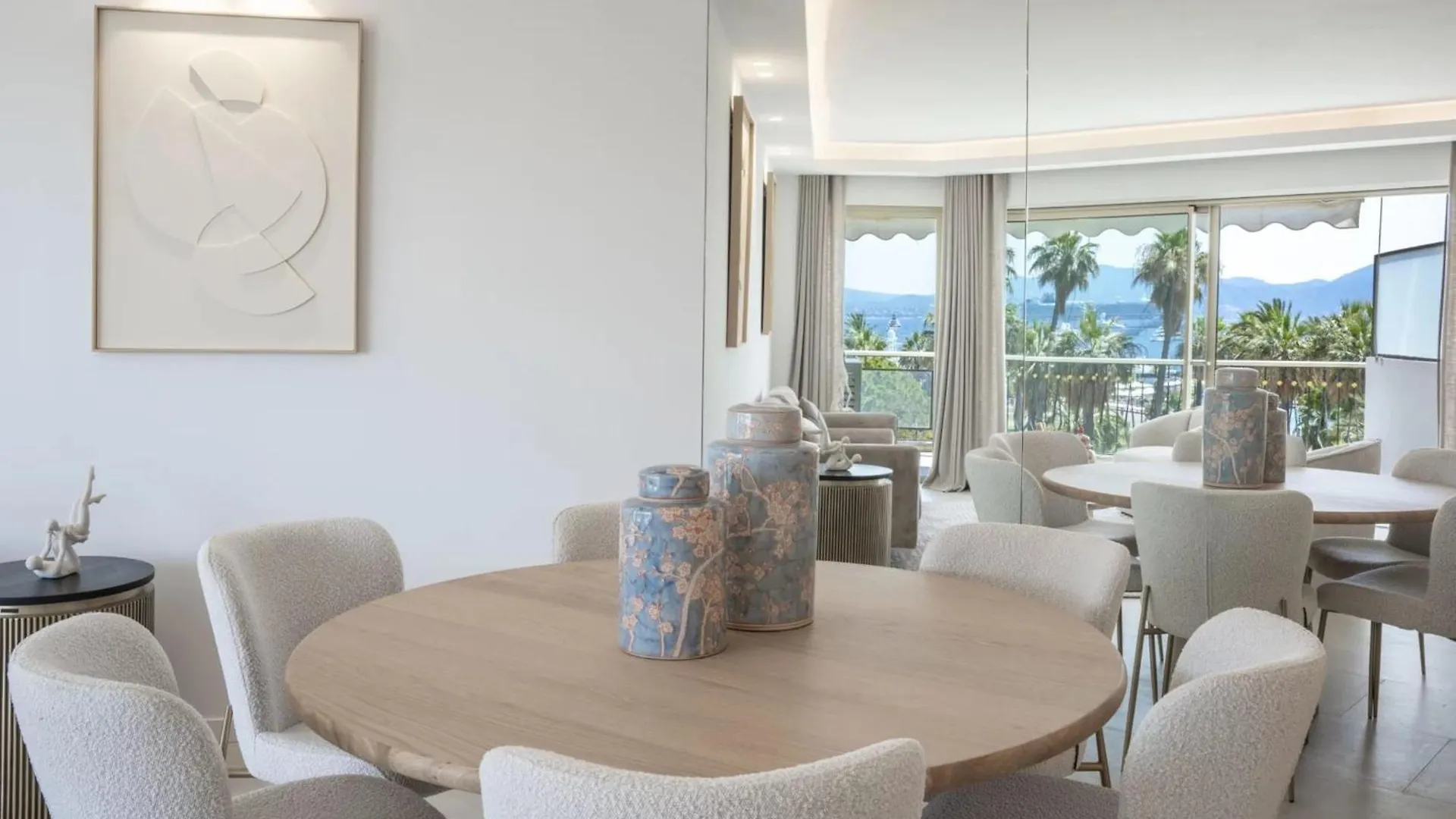Ref 1987 - Cannes Croisette - Apartment To Rent Sea View