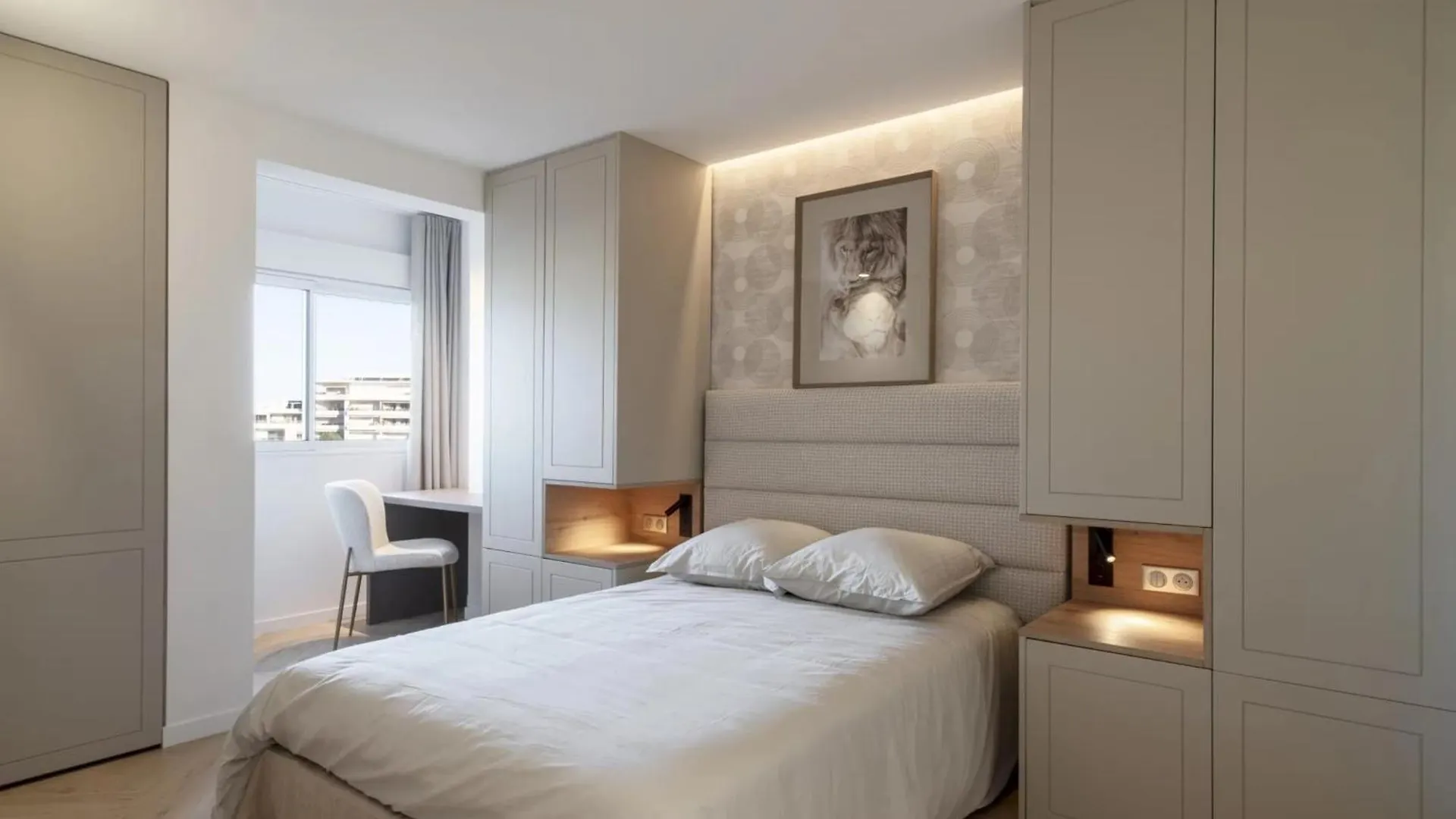 Ref 1987 - Cannes Croisette - Apartment To Rent Sea View 0*,  法国